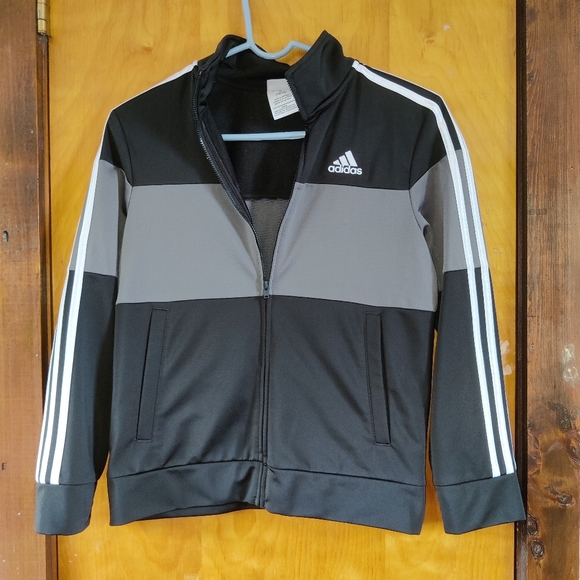 adidas Other - Adidas boys medium 10/12 quarter zip sweatshirt